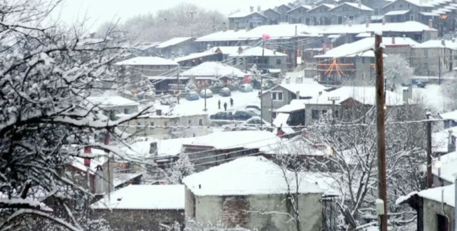 Παλαιός Άγιος Αθανάσιος: Πτώση τιμών για τα δημοφιλή πέτρινα "παλάτια" - Κινητικότητα στην αγορά κατοικίας