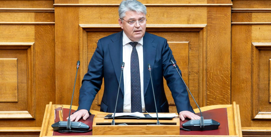 Νατσιός: «Ό,τι ακουμπάτε το κάνετε εμπόρευμα, μιλάτε για ανάπτυξη και ο λαός μετράει απώλειες»