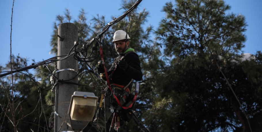 Εργασίες συντήρησης οδικού ηλεκτροφωτισμού στην 27η Επαρχιακή Οδό Θεσσαλονίκης- Μηχανιώνας