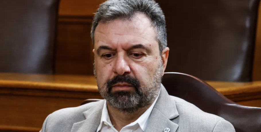 «Μπιφ» ΝΔ - ΠΑΣΟΚ για τον Αραχωβίτη