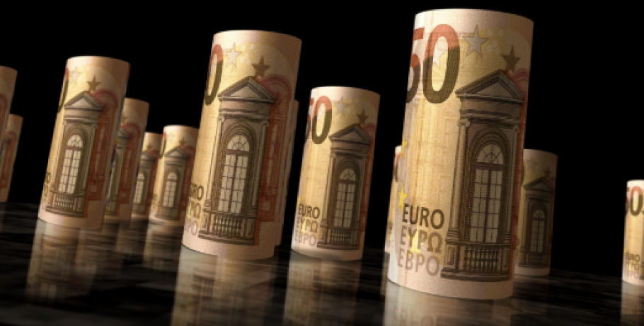 Το 2000 είναι ακόμη…. μακριά: Τα μνημόνια έφυγαν, πολλοί φόροι έμειναν