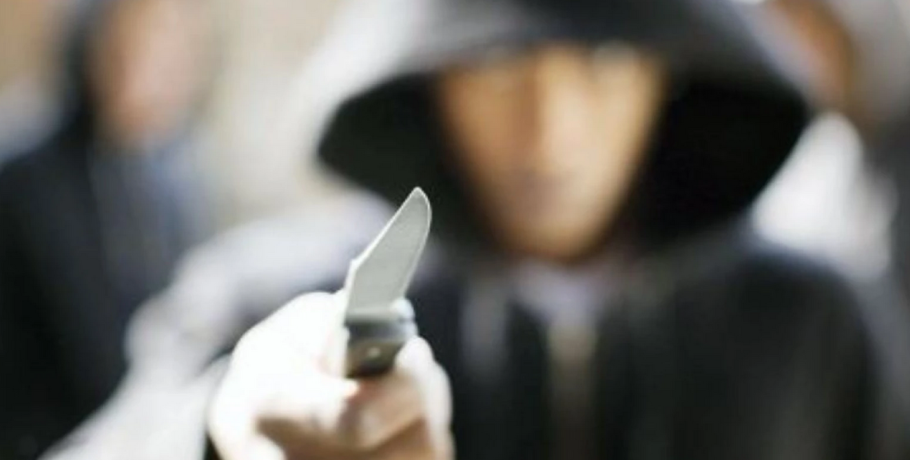 Θεσσαλονίκη: 22χρονος μαχαίρωσε 25χρονο στην Αριστοτέλους - Ο δράστης είχε σε βάρος του ένταλμα σύλληψης