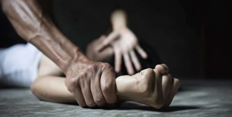 Εφιάλτης στην Ολλανδία: Υποχρέωσαν φοιτητές να ζήσουν στο ίδιο κτήριο με πρόσφυγες και αυτοί τους βίαζαν και τους κακοποιούσαν επί χρόνια