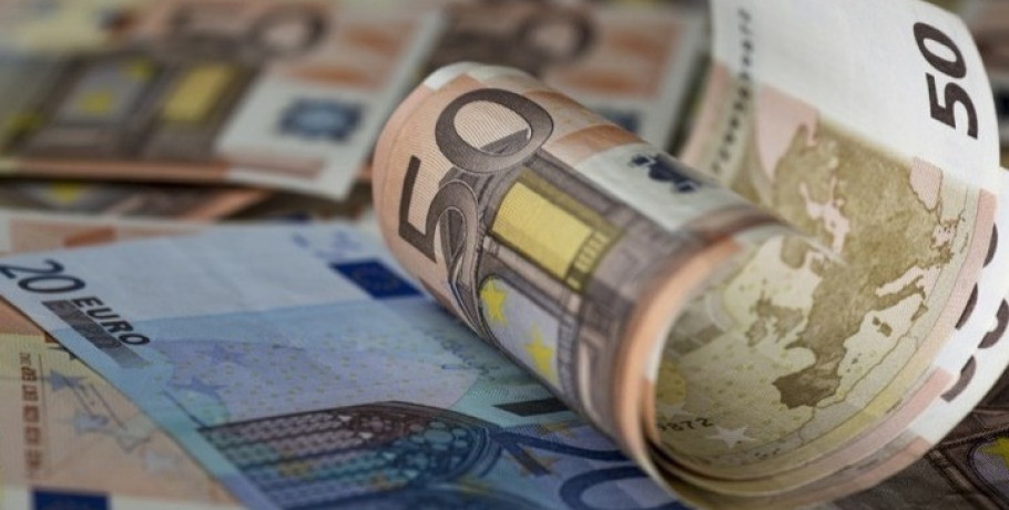 Oxfam: Αύξηση σε επίπεδο-ρεκόρ της περιουσίας των δισεκατομμυριούχων - Απειλή για τη δημοκρατία