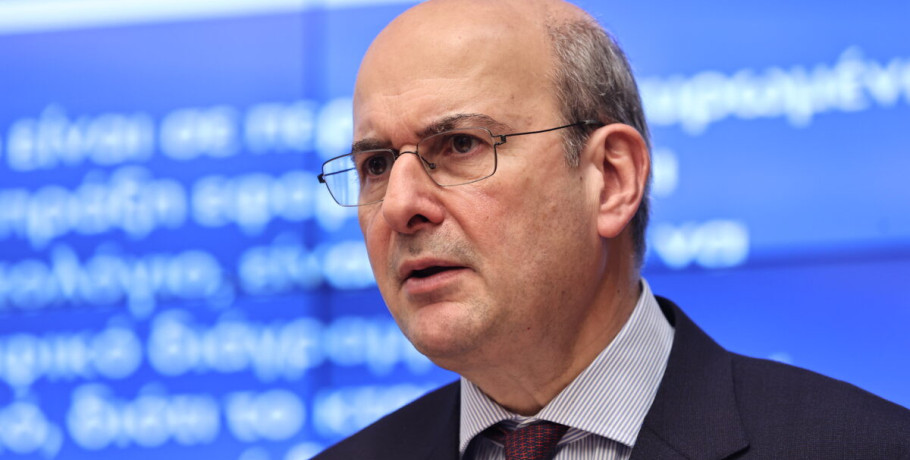 Χατζηδάκης: Το νέο νομοσχέδιο «καθαρίζει» τη γραφειοκρατία – Τέλος στις παραλογες ιστορίες καθημερινής τρέλας