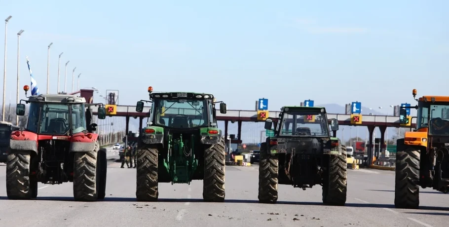 Θεσσαλονίκη: Αποχωρούν σήμερα οι αγρότες από τα μπλόκα σε Μάλγαρα και Χαλκηδόνα