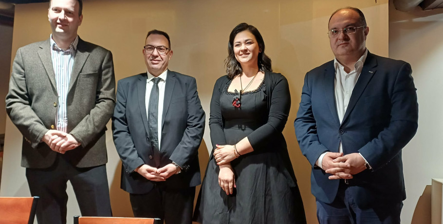 Βιβλιοπαρουσίαση ‘’Κράτα μια θέση δίπλα σου’’ Απόστολου Παπαδόπουλου και Πόπης Δαμιανίδου υπό την αιγίδα του Δήμου Κιλκίς