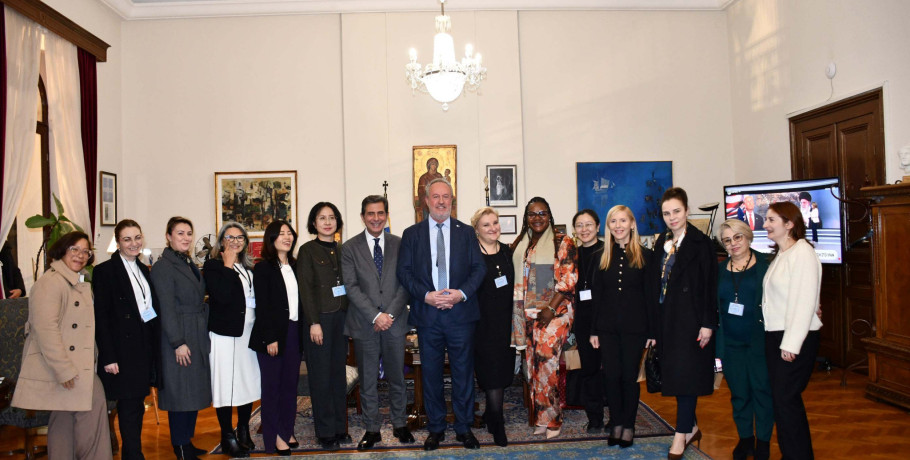 Επίσκεψη του δ.σ. της Διεθνούς Ένωσης Οικονομικών  και Κοινωνικών Συμβουλίων (AICESIS) στο ΥΜΑΘ