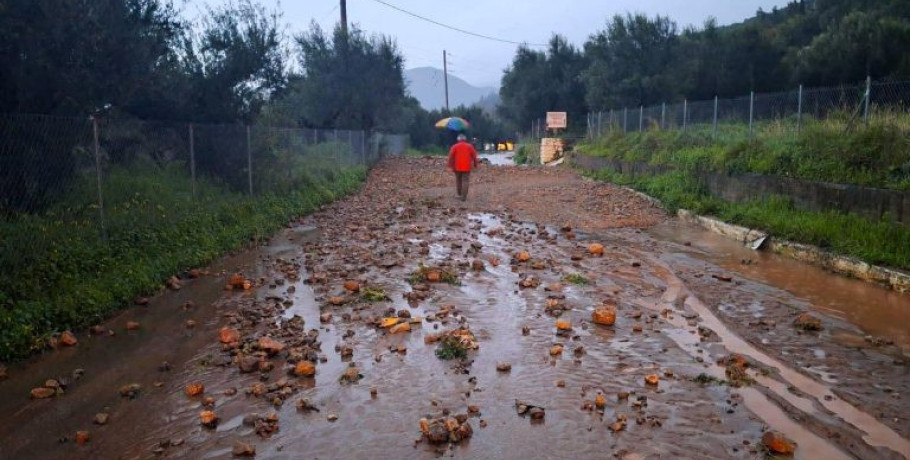 Νέα συνεχόμενα κύματα κακοκαιρίας στη χώρα -Λασποβροχές από αύριο, δείτε που θα βρέχει