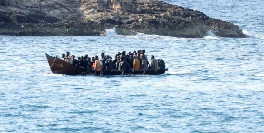 Οι δύο πυλώνες του μεταναστευτικού: Ανοιχτή πόρτα για νόμιμη είσοδο, επιστροφή ή φυλακή για τους παράνομους