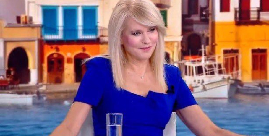 Θεοδώρα Τζάκρη: «Αδιαφάνεια και κακοδιοίκηση της πλατφόρμας myPhoto οδηγούν σε οικονομικό μαρασμό τους επαγγελματίες φωτογράφους»