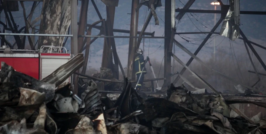 Τρύπες σε σωλήνες προπανίου εντοπίστηκαν στο υπόγειο του εργοστασίου Βιολάντα