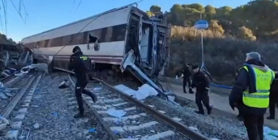 Ισπανία: Στους 40 οι νεκροί από τη σύγκρουση δύο τρένων στην Ανδαλουσία