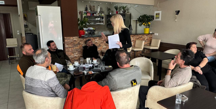 Θεοδώρα Τζάκρη - Συνάντηση με κερασοπαραγωγούς του μπλόκου Έδεσσας-Αλμωπίας και αγρότες που αντιμετωπίζουν ιδιοκτησιακά προβλήματα στα αγροκτήματά τους σε Νότια, Περίκλεια και Αρχάγγελο