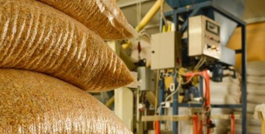 Σε οικονομική κατάρρευση οδηγούνται οι επιχειρήσεις ζωοτροφών από την ευλογιά που έχει αφανίσει το ζωικό κεφάλαιο