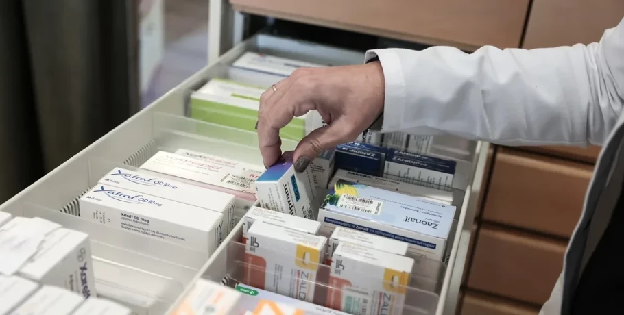 Από σήμερα η δωρεάν διάθεση φαρμάκων υψηλού κόστους από τα ιδιωτικά φαρμακεία