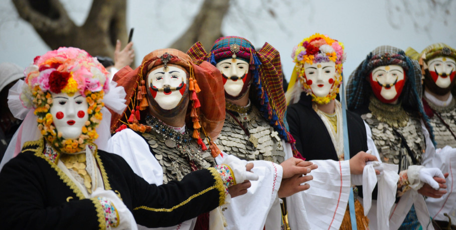 Ξεκινά την Κυριακή 15 Φεβρουαρίου 2026 το μοναδικό δρώμενο «Γενίτσαροι και Μπούλες» – Η καρδιά της Ναουσαίικης Αποκριάς χτυπά ξανά