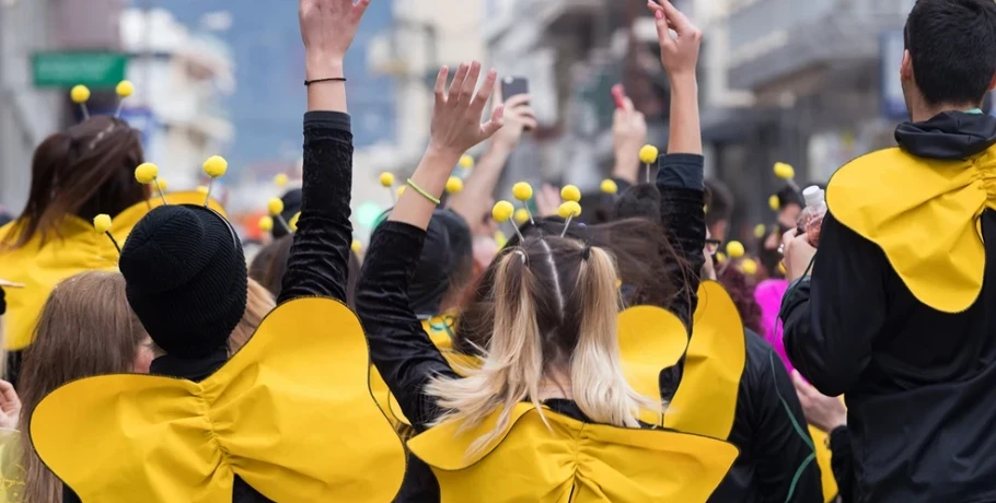 Έγκαυμα στα μάτια από αφρό υπέστη 15χρονη στο καρναβάλι του Κισσάμου