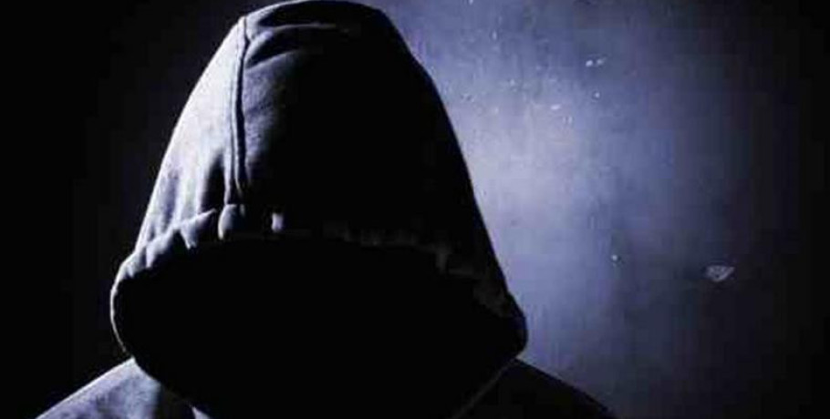 Πιερία: Άμεση σύλληψη κουκουλοφόρου που άρπαξε 900 ευρώ από επιχείρηση