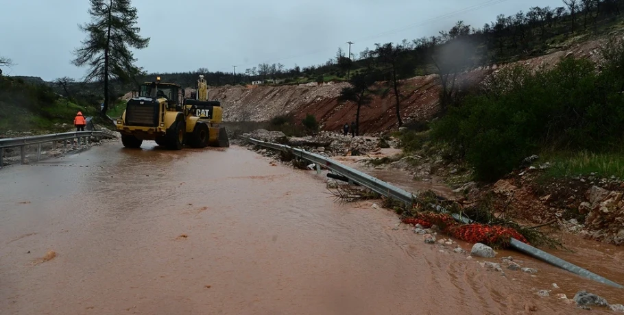 Υπερχείλισαν ποτάμια στα Ιωάννινα – Μεγάλες εκτάσεις γης έχουν καλυφθεί από νερά