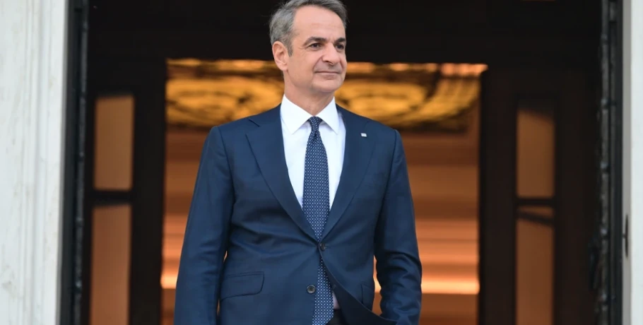 H ΝΔ μπαίνει με δημοσκοπική ανάκαμψη στο προεκλογικό 2026: Ο Μητσοτάκης θέτει διλήμματα και ζεσταίνει τις κομματικές μηχανές