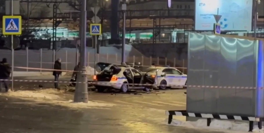 Ένας αστυνομικός νεκρός και δύο τραυματίες από έκρηξη κοντά στον σταθμό Σαβιέλοβα στη Μόσχα