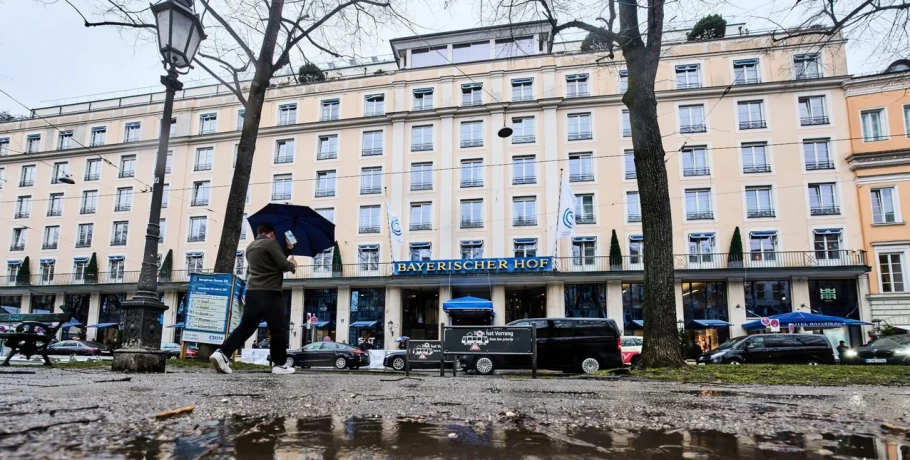 Διάσκεψη Ασφαλείας του Μονάχου: Η σκιά Τραμπ βαραίνει τη διατλαντική συμμαχία σε έναν κόσμο «υπό διάλυση»