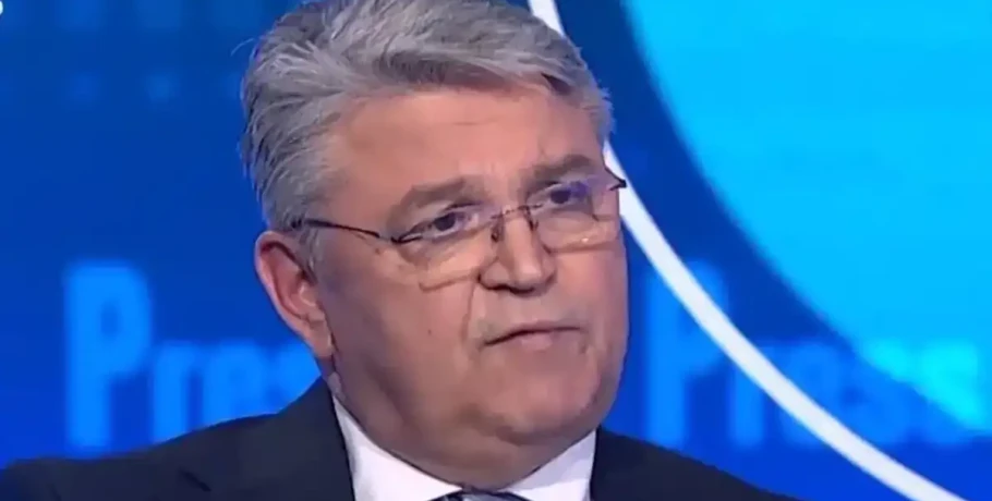 Νατσιός: «Δεν συμπορευόμαστε με όσους ψήφισαν μνημόνια – Το σκοτάδι δεν έχει σχέση με το φως»