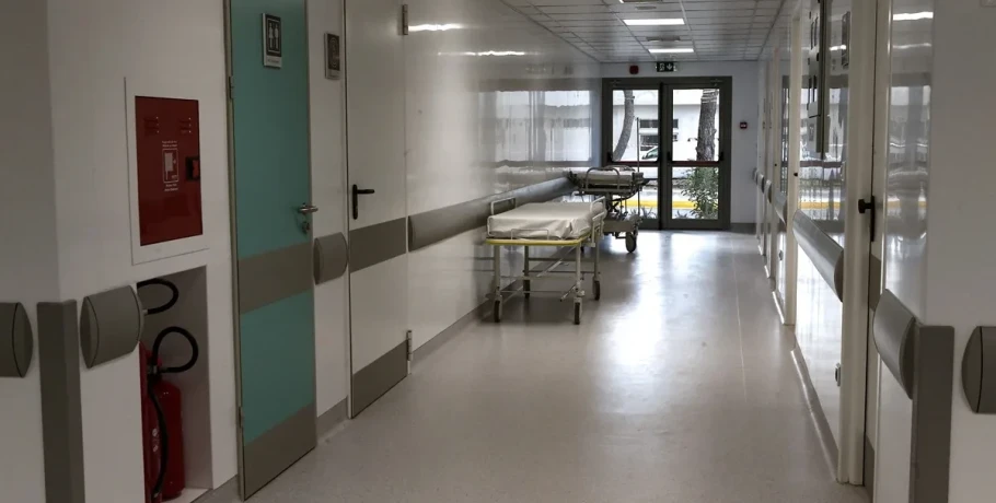 Νέες καταγγελίες για το Κέντρο Υγείας Σαλαμίνας – Έδιωξαν ασθενή και διαγνώστηκε σε ιδιώτη γιατρό με λοίμωξη αναπνευστικού