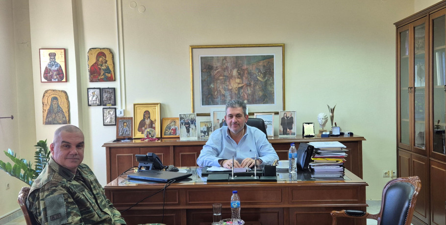Εθιμοτυπική συνάντηση του νέου Διοικητή της 24ης Τεθωρακισμένης Ταξιαρχίας Λιτοχώρου με τον Πρόεδρο του Επιμελητηρίου Πιερίας