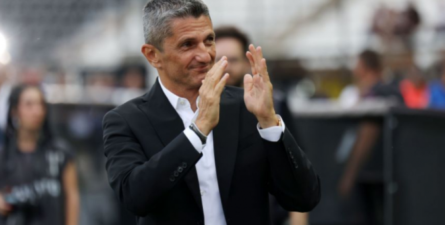 Αλίμονο σε εκείνους που δεν έμαθαν ποτέ τον «Ραζβάν» πίσω από τον Λουτσέσκου