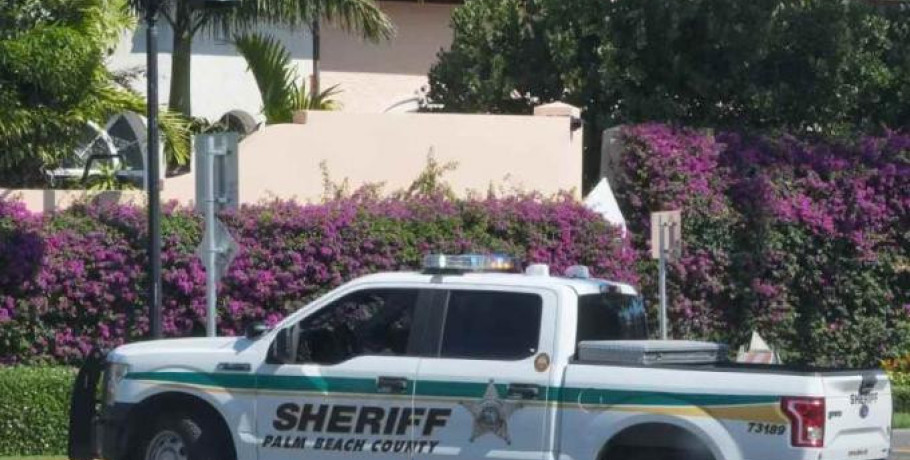 Ταυτοποιήθηκε ο ένοπλος που προσπάθησε να εισβάλει στο θέρετρο του Τραμπ και έπεσε νεκρός από πυρά