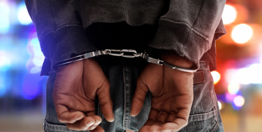 Κιλκίς: Βρέθηκαν με κοκαϊνη, χρήμα, κινητό και ζυγαριά ακριβείας