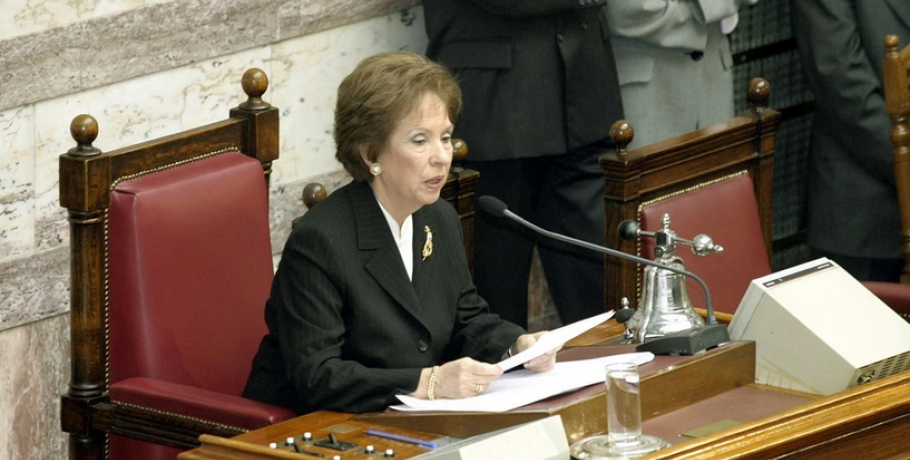 Πέθανε η Άννα Ψαρούδα-Μπενάκη σε ηλικία 92 ετών