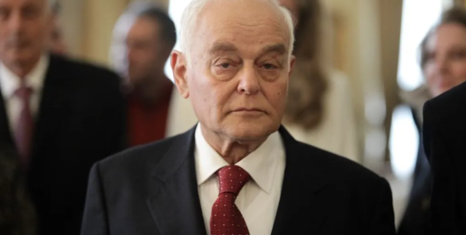 Ο πολιτικός κόσμος αποχαιρετά τον Αντώνη Μανιτάκη