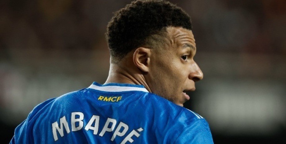 Παρί Σεν Ζερμέν: Τέλος στο σίριαλ με Μπαπέ