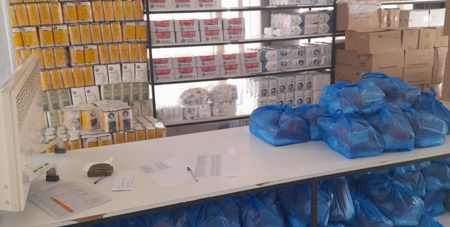 Παράδοση 950 δεμάτων αγάπης από την Ιερά Μητρόπολη Καστορίας – Στο πλευρό των δοκιμαζόμενων συμπολιτών ο Μητροπολίτης