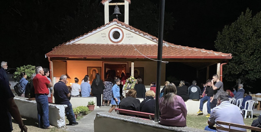 Στο πλευρό της Εκκλησίας οι κάτοικοι χωριού της Αλμωπίας – Καταγγελία για αγρυπνία οδήγησε ιερέα και πρόεδρο στο ΑΤ Αριδαίας