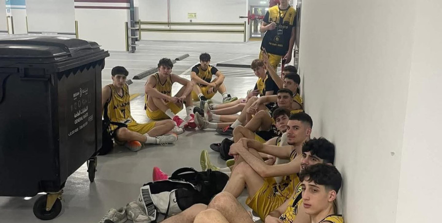 Οι σκέψεις μας με την αποστολή του Άρη στο Άμπου Ντάμπι – Μεταφέρονται στο ξενοδοχείο υπό τον ήχο εκρήξεων