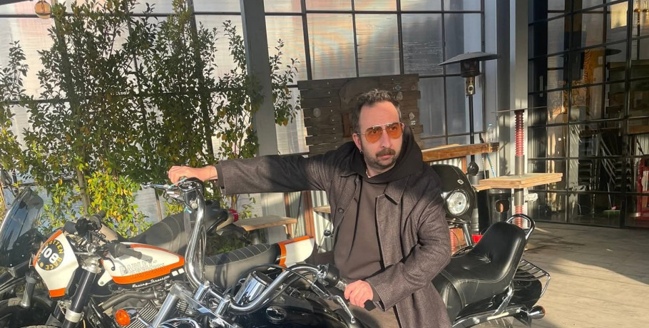 Αλέξανδρος Γιάννου: Ο Έδεσσαιος ηθοποιός που κατακτά τη Γαλλία