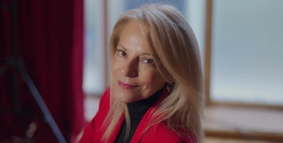 Η Μάρω Θεοδωράκη στα Γιαννιτσά: "Η Τέχνη δεν τελειώνει ποτέ, μόνο εγκαταλείπεται"