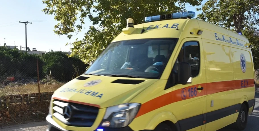 Νεκρή 17χρονη στον Πειραιά: Επεσε από μπαλκόνι 5ου ορόφου - Σε εξέλιξη οι έρευνες