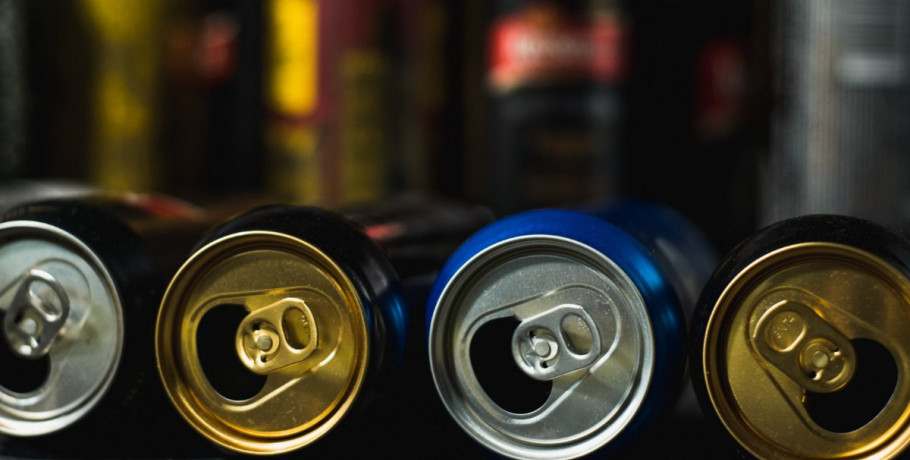 Ισπανία: Προς απαγόρευση οι πωλήσεις ενεργειακών ποτών σε παιδιά κάτω των 16 ετών