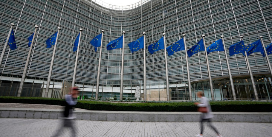 Στο Eurogroup η κρίση στη Μ. Ανατολή: Ελλάδα και Ευρώπη αναζητούν «σωσίβιο» απέναντι στο νέο κύμα ακρίβειας