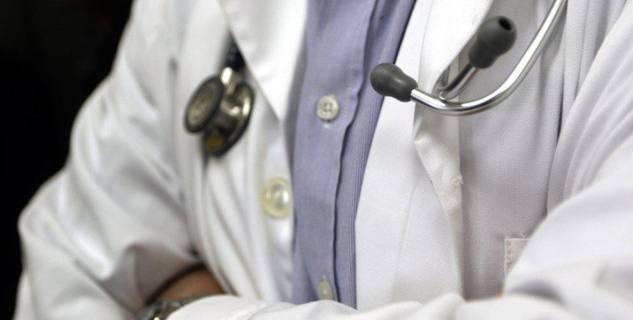 Πάτρα: Στην Ανακρίτρια σήμερα ο συνταξιούχος μαιευτήρας που συνελήφθη για παιδική πορνογραφία