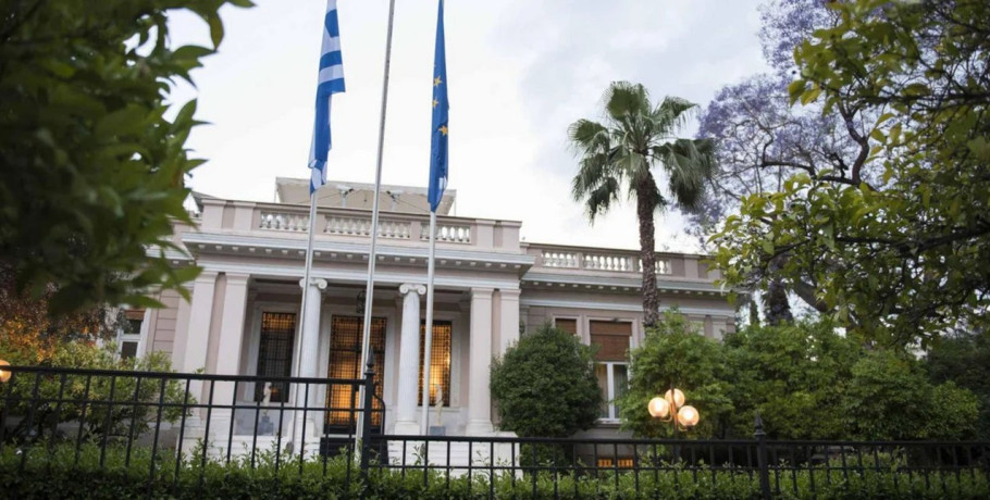 Αυτά είναι τα 8 πιστοποιητικά που ετοιμάζει για απόσυρση η κυβέρνηση -Θα χρειάζεται πλέον μόνο υπεύθυνη δήλωση