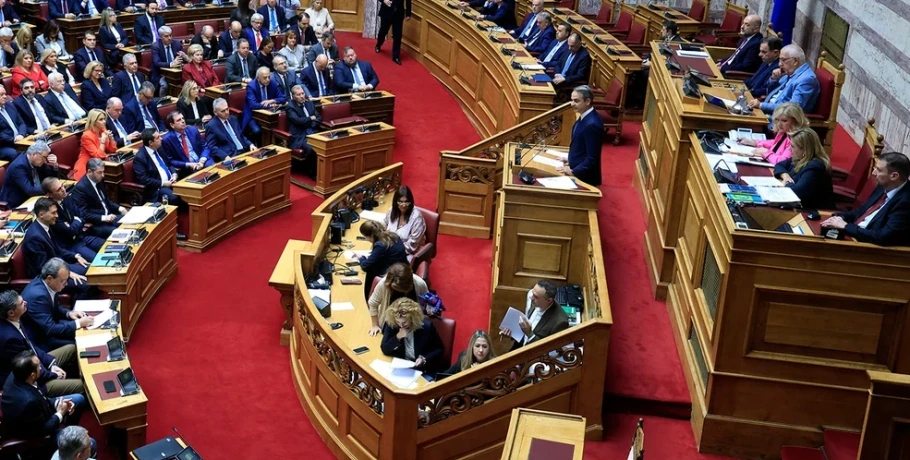 Μητσοτάκης στη Βουλή: Ψέμα ότι η Ελλάδα έχει το πιο ακριβό ρεύμα στην ΕΕ, φθηνότερα τα τιμολόγια από τον ευρωπαϊκό μέσο όρο