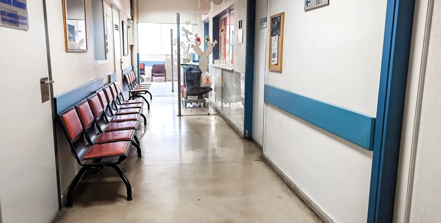 Ιωάννινα: Μόνιμη βλάβη στο μάτι υπέστη ο 16χρονος που δέχτηκε άγρια επίθεση από ανήλικους - Αναζητείται ο ηθικός αυτουργός