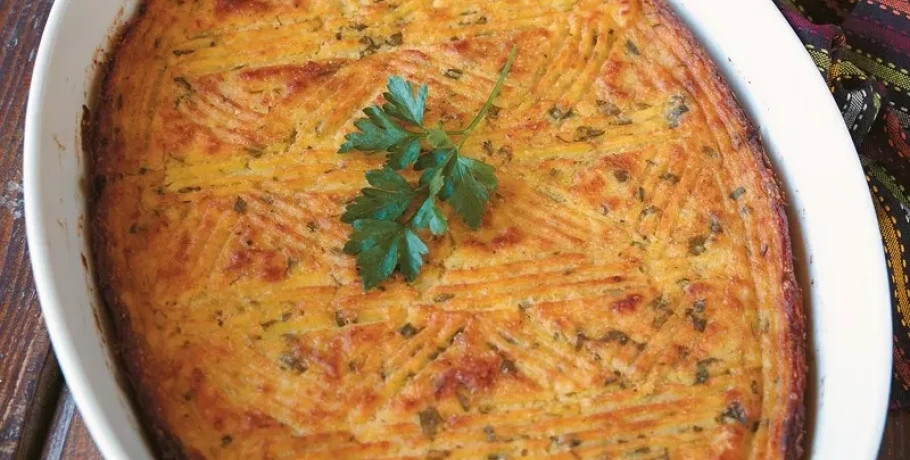 Πατατόπιτα: Εύκολες συνταγές για μεσημεριανό, σνακ και βραδινό