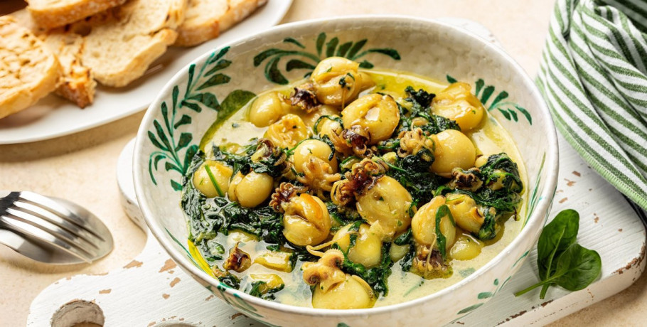 Συνταγή: Σουπιές με τορτελίνια και σπανάκι –Μυρωδάτες και χορταστικές